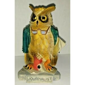 1993 Anthropomorphic Owl Art Desk Décor Title "Journalist" Paper Weight U104
